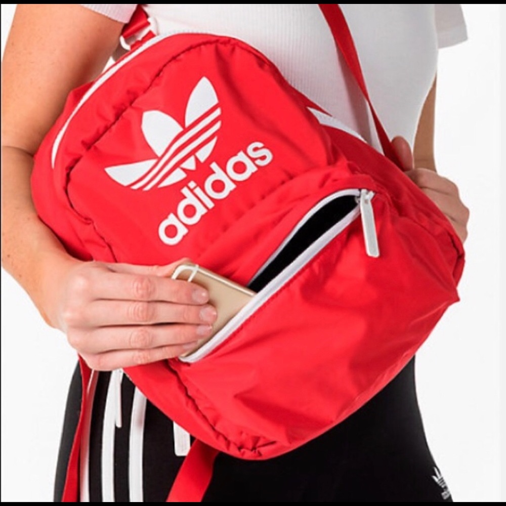❤️🌟Host Pick ⭐️❤️Adidas red satin backpack NWT mini